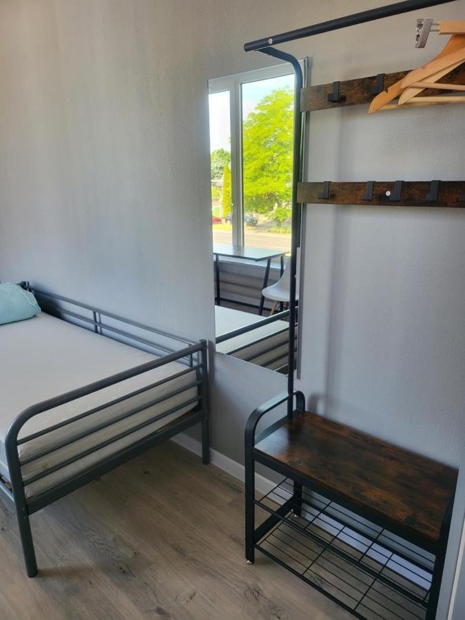 Rooms4Rest Wiertnicza - Private Rooms For Tourists - Atr Consulting Sp, Z O,O, Warszawa Eksteriør bilde