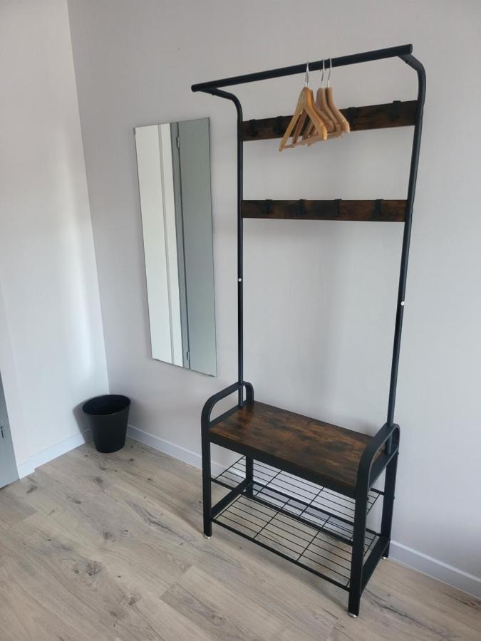 Rooms4Rest Wiertnicza - Private Rooms For Tourists - Atr Consulting Sp, Z O,O, Warszawa Eksteriør bilde