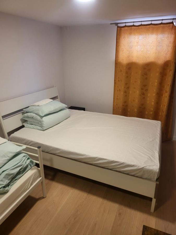 Rooms4Rest Wiertnicza - Private Rooms For Tourists - Atr Consulting Sp, Z O,O, Warszawa Eksteriør bilde
