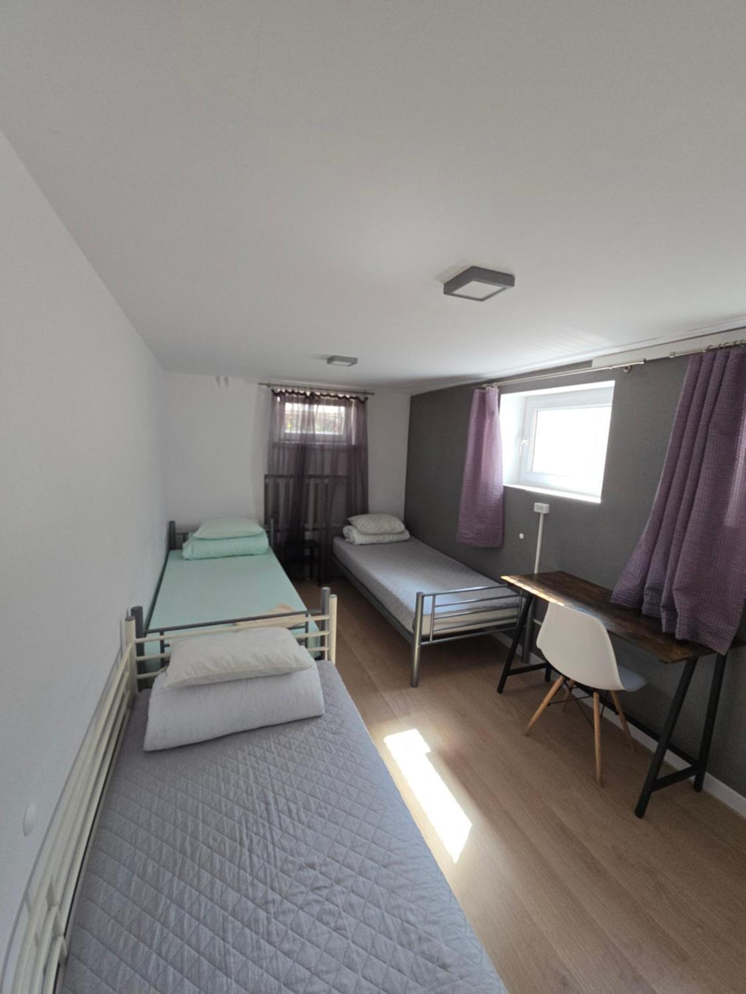 Rooms4Rest Wiertnicza - Private Rooms For Tourists - Atr Consulting Sp, Z O,O, Warszawa Eksteriør bilde