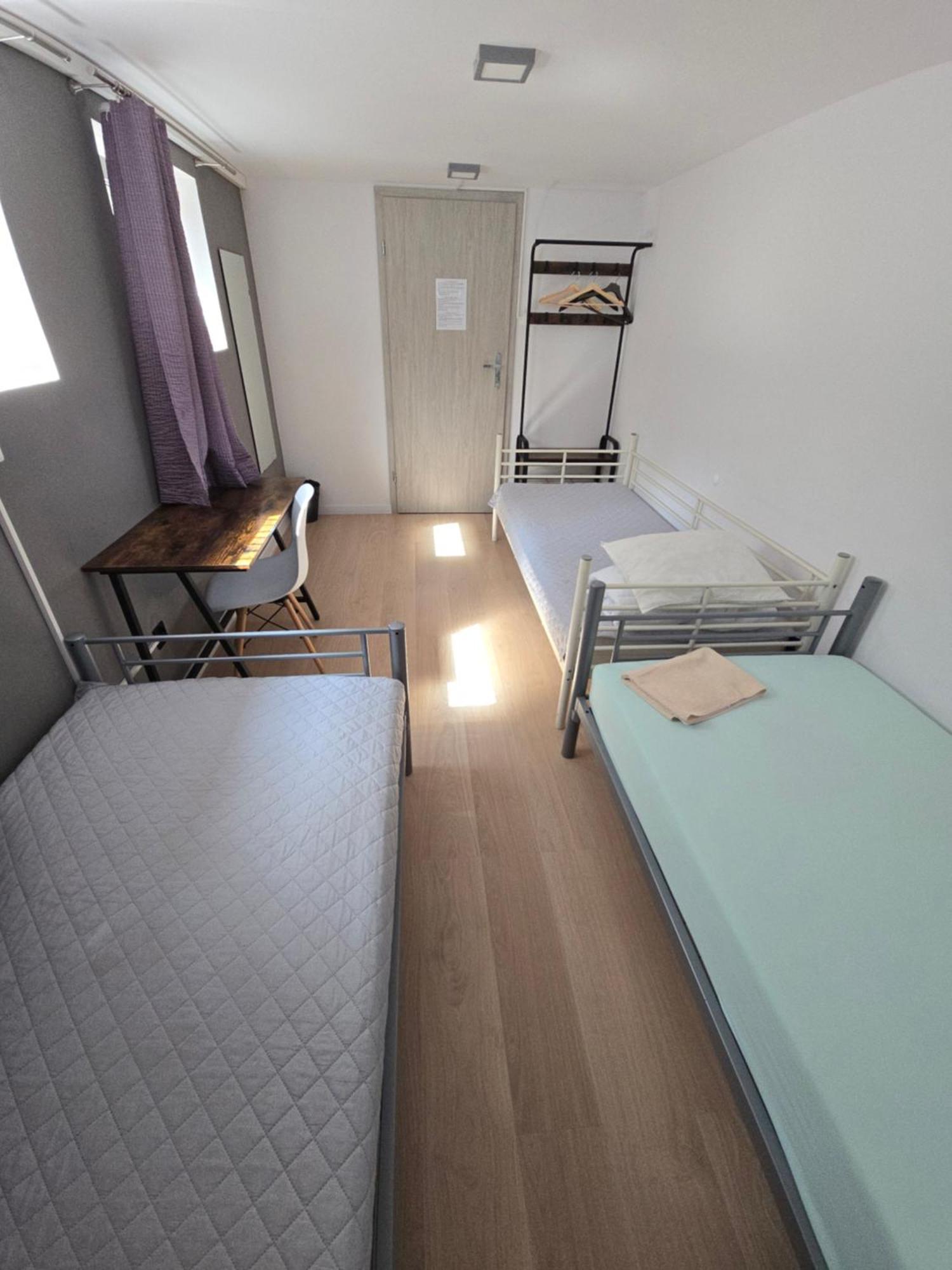 Rooms4Rest Wiertnicza - Private Rooms For Tourists - Atr Consulting Sp, Z O,O, Warszawa Eksteriør bilde